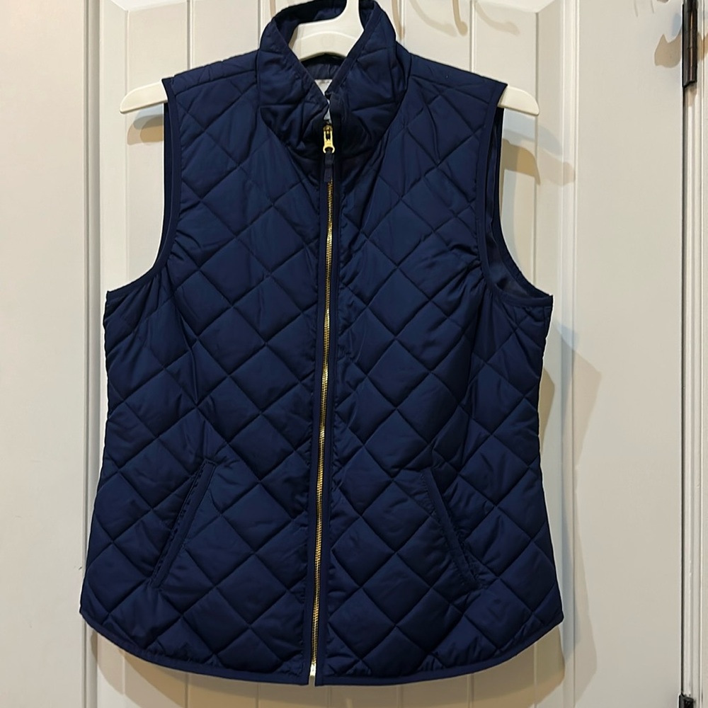 Old Navy Quilted Vest in navy blue